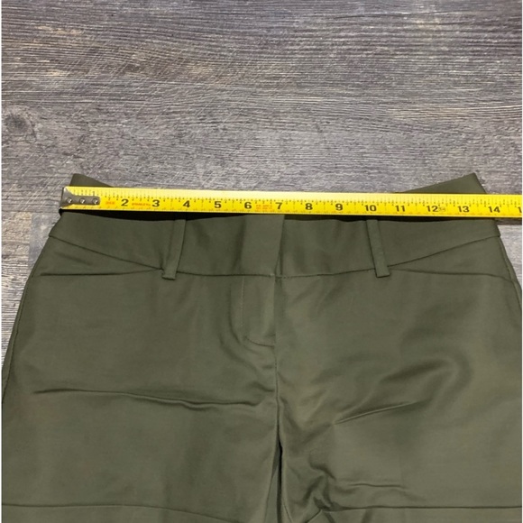 The Limited Drew Fit Shorts Green 0 NWT - Picture 10 of 13